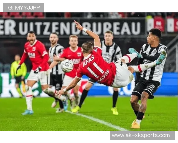 阿尔克青年迎战奈梅亨力争主场胜利展现球队实力